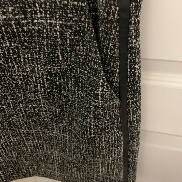 Skirt-Jupe - Picture 2 of 5